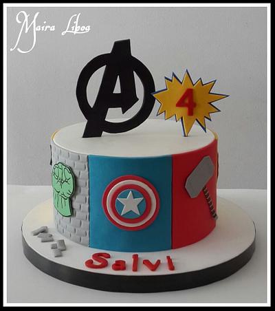 Avengers - Cake by Maira Liboa