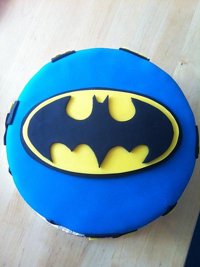 Batman cake - Cake by Helenholly