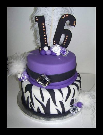 Sweet 16 - Cake by SassyCakesandMore