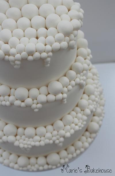 Bubbles wedding cake - Cake by Marie's Bakehouse