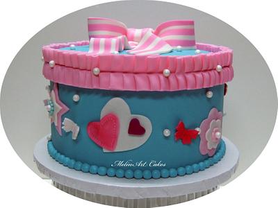 Gift box for a little girl - Cake by MelinArt