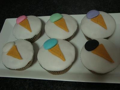 Ice Cream Cupcakes - Cake by Velly