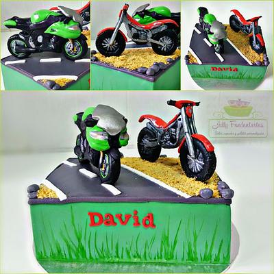 Motorcycle Cake  - Cake by Jully Fondantartas