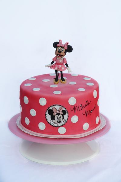 Minnie Mouse cake - Cake by Teriely 