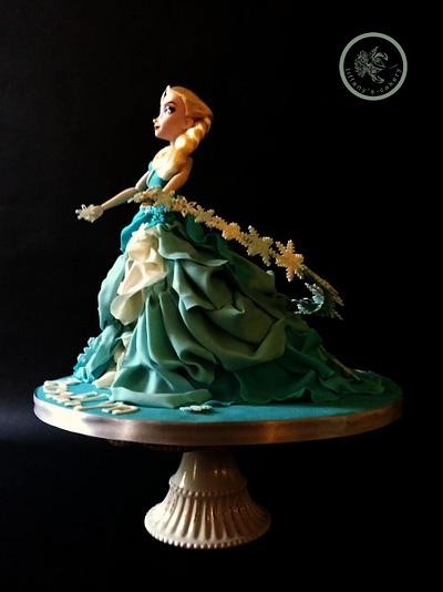 Elsa - Cake by Tiffany's Cakery