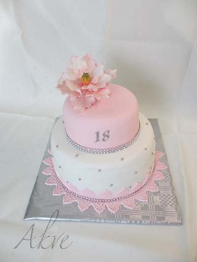 sweet 18 - with magnolia - Cake by akve