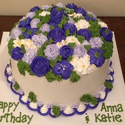 Purple Bouquet - Cake by Jennifer Leonard