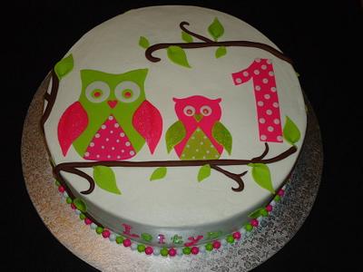 Owl Cake - Cake by Kim Leatherwood
