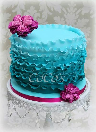 ombre ruffle cake  - Cake by Lynette Brandl