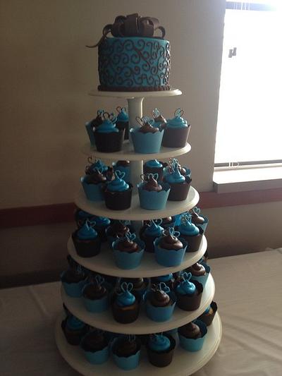 Ashley's Cupcake Tower - Cake by Cakebuddies