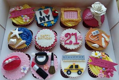 NYC, Beach, Girly Themed Cupcakes - Cake by Elaine's Cheerful Colourful Cupcakes