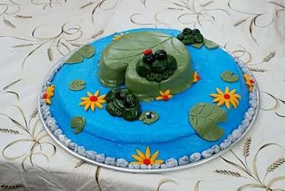 Frog Cake  - Cake by lylascakes