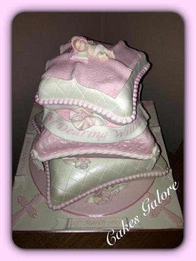 cushion / pillow christening cake - Cake by janicen17