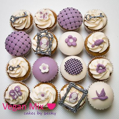 Purple Cupcakes - Cake by VeganMixCakes