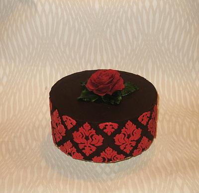 Red meets chocolate - Cake by cakesbyoana