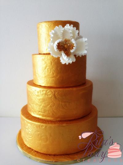 Gold Wedding Cake - Cake by Ritas Creations