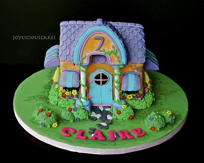 Play House - Cake by Joyliciouscakes