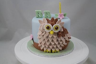 Cute little owl - Cake by Kake Krumbs