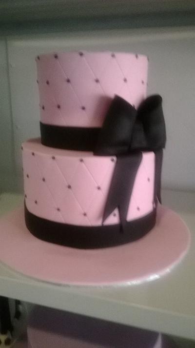 pink and black  - Cake by mikey