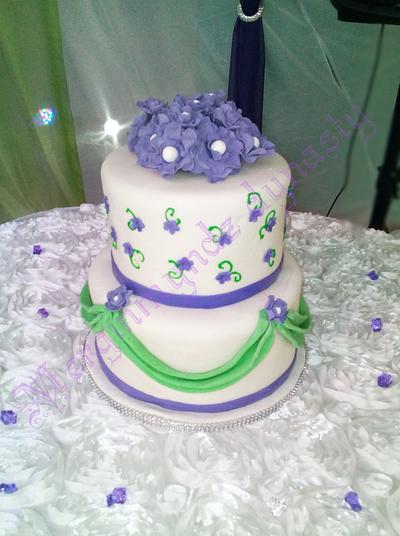 purple and green - Cake by Kimlee Cezair