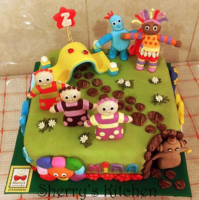 In the night garden cake - Cake by Elite Sweet Cakes
