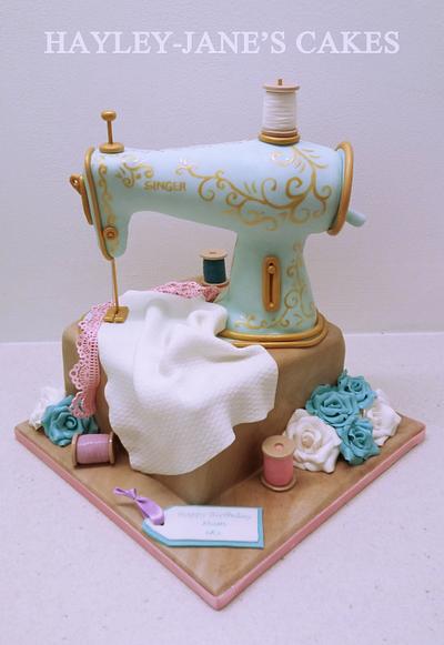 SINGER Sewing Machine - Cake by Hayley-Jane's Cakes