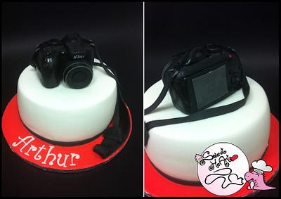 Nikon Cake - Cake by Sweet HeArt