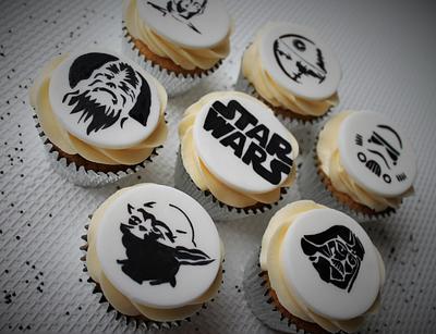 Hand painted Star Wars cupcakes - Cake by Candy's Cupcakes