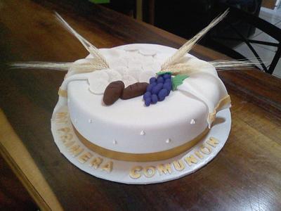 First Communion - Cake by N&N Cakes (Rodette De La O)