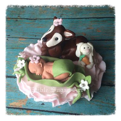 Woodland baby deer cake topper - Cake by Edible Sugar Art