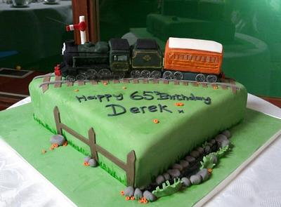 black 5 steam train cake - Cake by Marge
