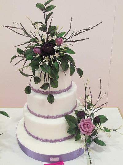 wedding cake "Provence" - Cake by rosycakedesigner