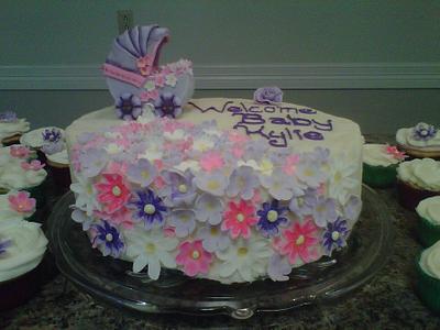 2013 Baby shower - Cake by desertdesserts