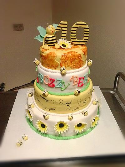 Busy Bees - Cake by Ewa Drzewicka