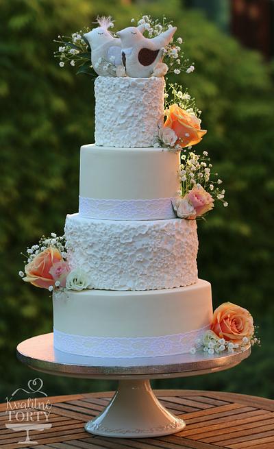 wedding cake : - Cake by Lucya 