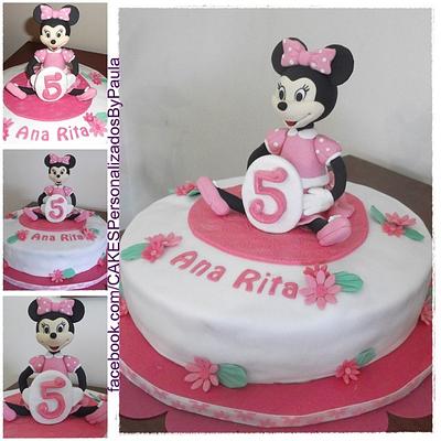 Minnie Mouse Cake - Cake by CakesByPaula