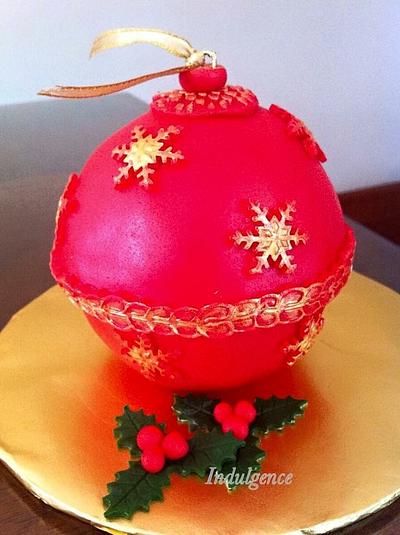 Christmas bauble minicake - Cake by Indulgence 