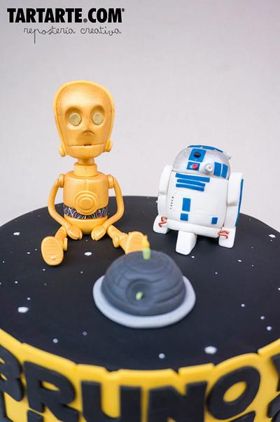 Baby R2D2 and C3PO Star Wars Cake by www.tartarte.com - Cake by TARTARTE