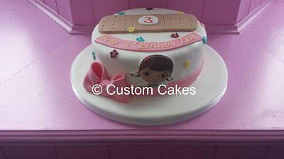 Doc McStuffins - Cake by Custom Cakes