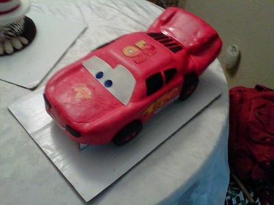 Cars 2  Cake Ligtnin McQueen - Cake by NumNumSweets