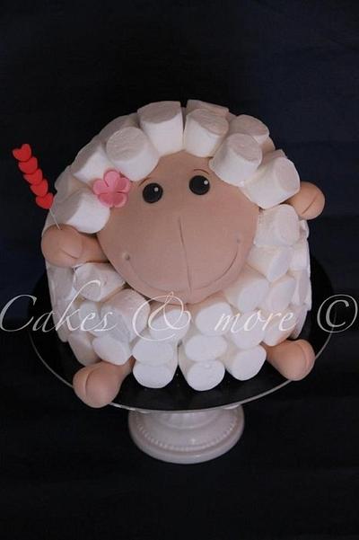 Giant sheep cake - Cake by Elli & Mary