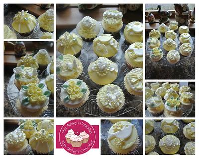 Vintage Cupcakes - Cake by Alison Bailey