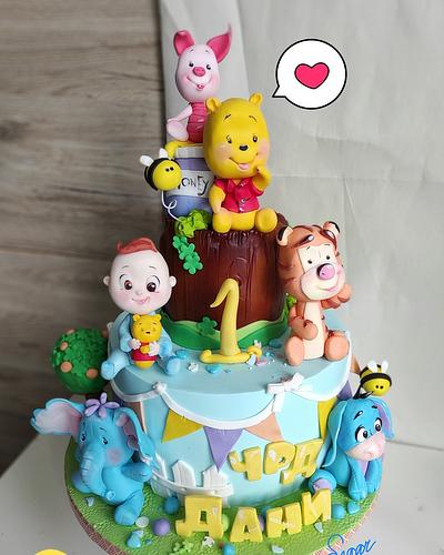 Winnie the Pooh  - Cake by Tanya Shengarova
