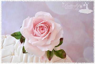 Rose - Cake by Julie
