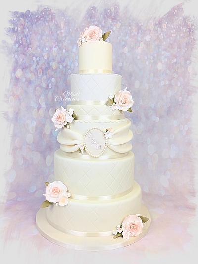 Wedding cake romantic - Cake by Cindy Sauvage 