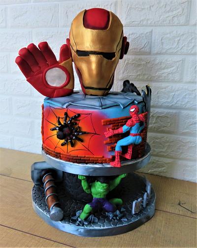 Iron Man, Spider-Man and the Hulk - Cake by Nora Yoncheva