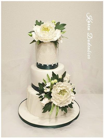 Green and white Wedding Cake - Cake by Karen Dodenbier