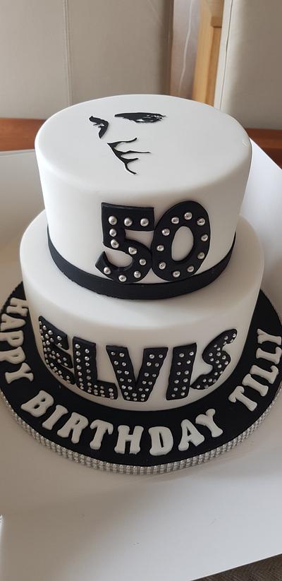 Elvisis in the building. - Cake by Redlouis33