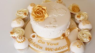 Golden wedding anniversary cake & cupcakes - Cake by Sugar-pie