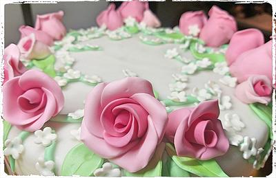 Rose cake - Cake by Serena Geraci